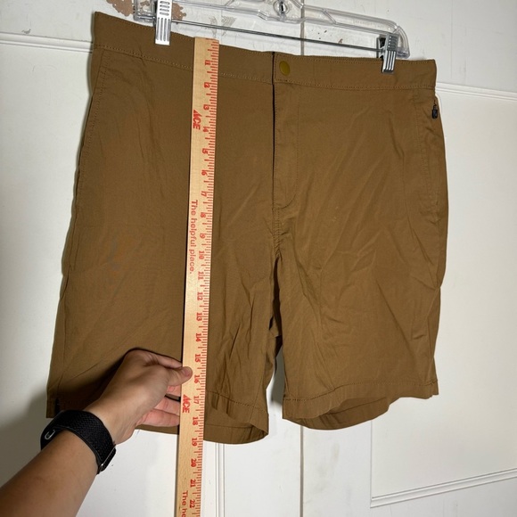 Old Navy Brown Slim Khaki Shorts Built-In Flex Size Large NWT Summer Preppy - Picture 3 of 8